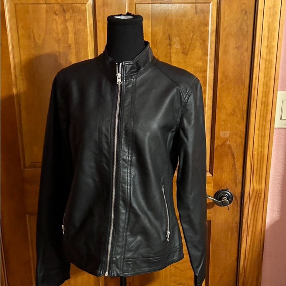 Leather Jacket - Picture 3 of 4